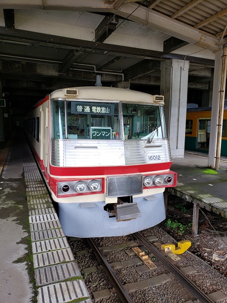 富山地方鉄道16010形電車